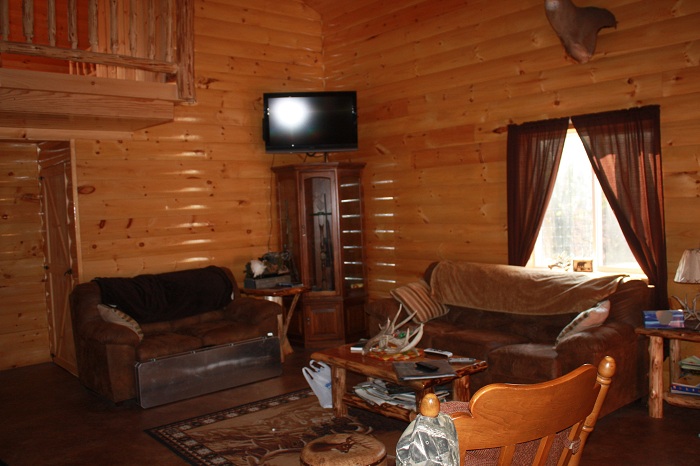 Lowlands Whitetails Hunting Camp